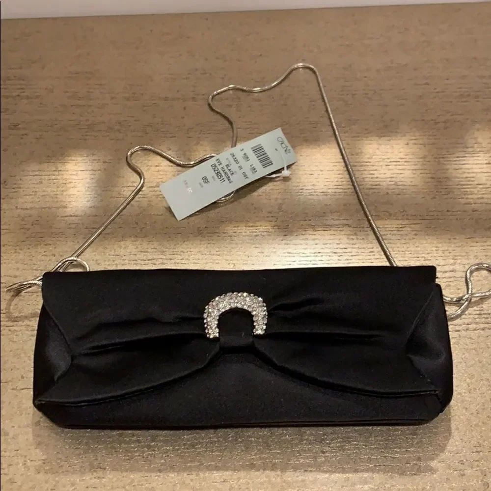 🎉1 hr sale🎉Cache clutch ❤️